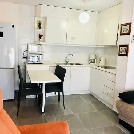 Roc Mar 6 1B - Apartamento Cerca Del Centro Y De La Playa - Terraza Con Pequenas Vistas Al Puerto Roses Buitenkant foto